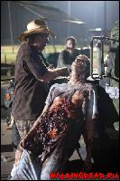 02x03_walkingdead.ru_002 (466x700, 118 kБ...)