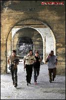 screens_s01e03_www.walkingdead.ru_010 (682x1024, 201 kБ...)